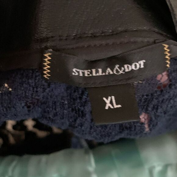 Stella dot lace bomber - Picture 8 of 9